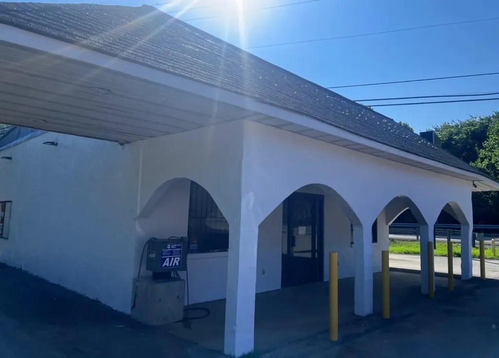 12554 Main Street Martin KY 41649