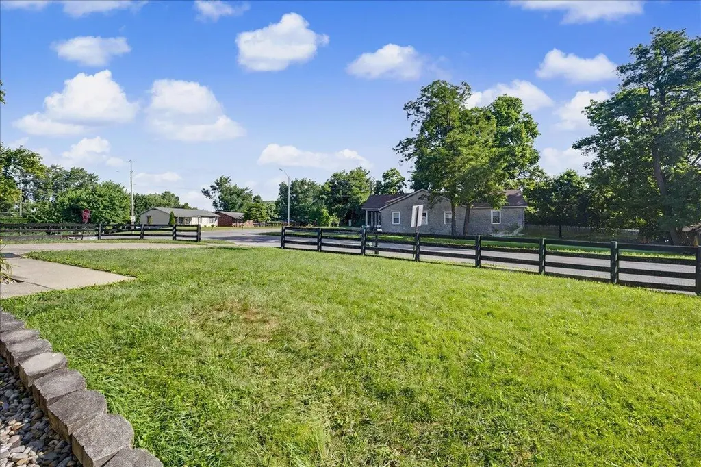 2800 Baybrook Road Lexington KY 40517