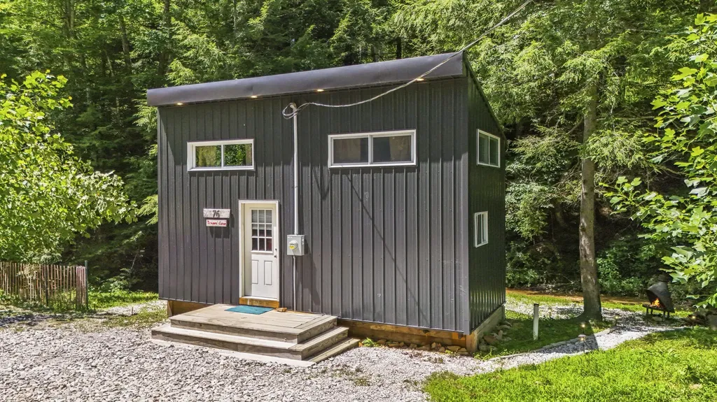 76 High Falls Creek Drive Campton KY 41301