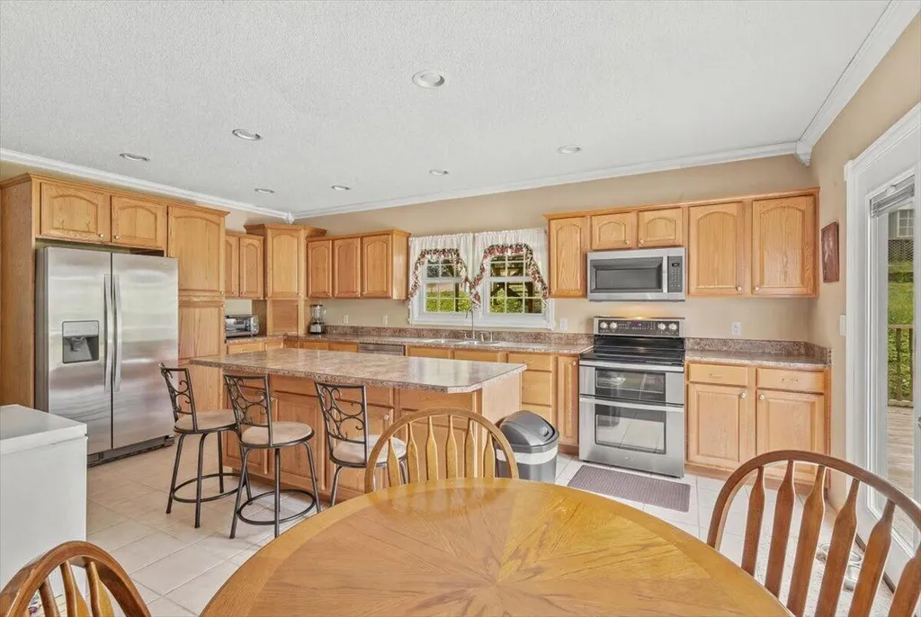 60 Rj Wagers Road Manchester KY 40962
