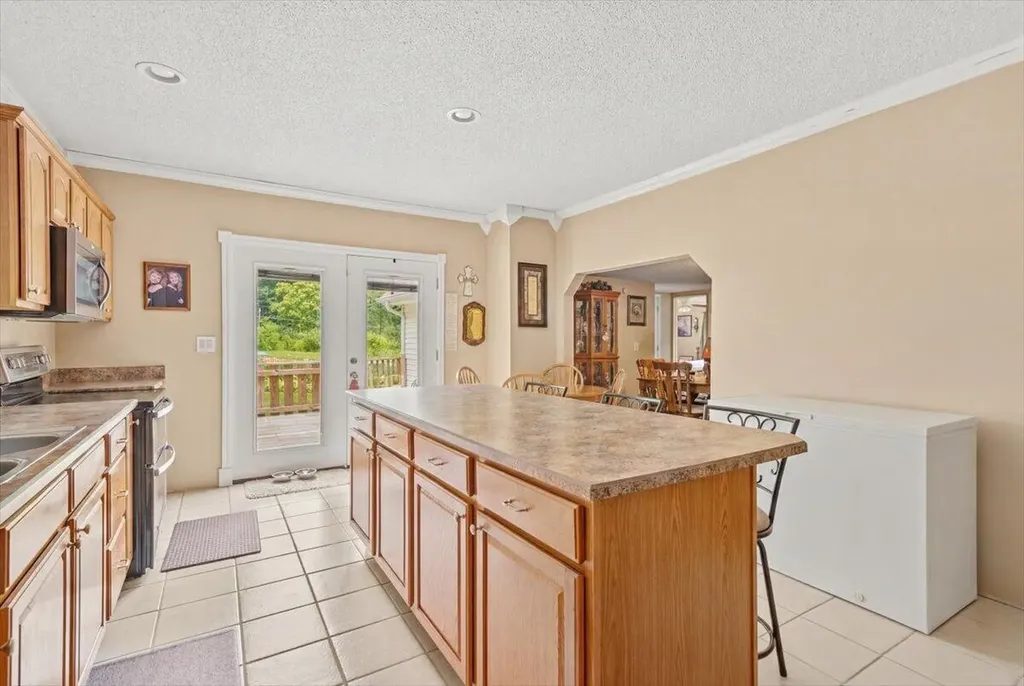 60 Rj Wagers Road Manchester KY 40962