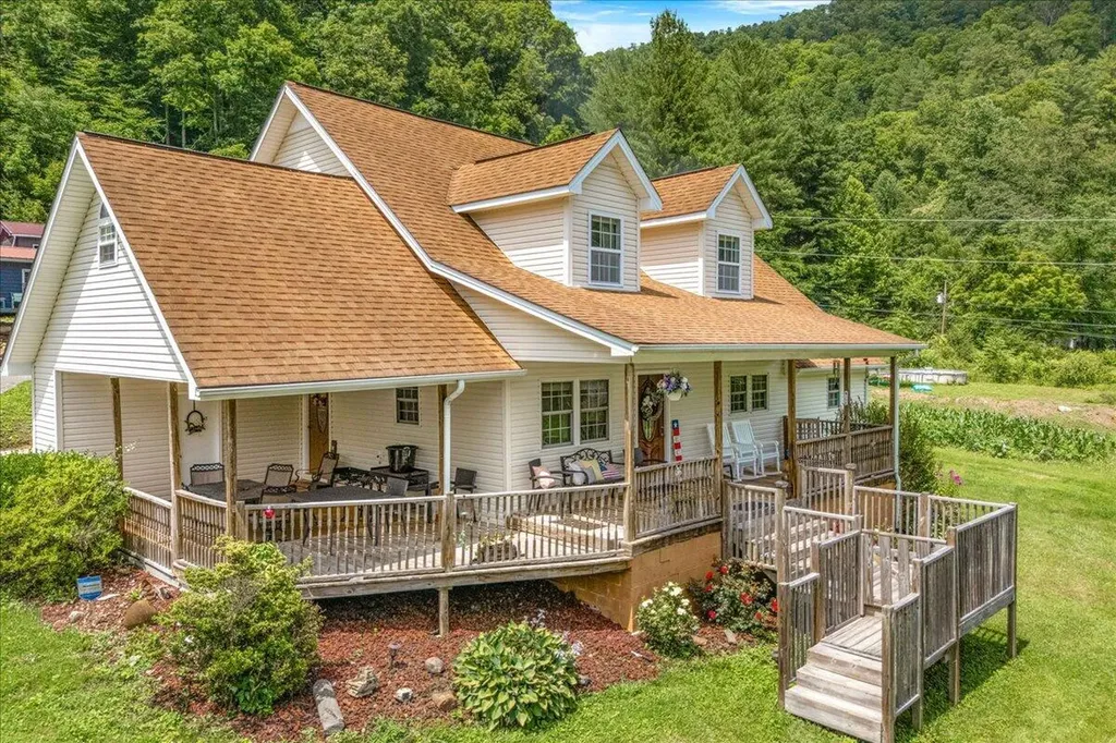 60 Rj Wagers Road Manchester KY 40962