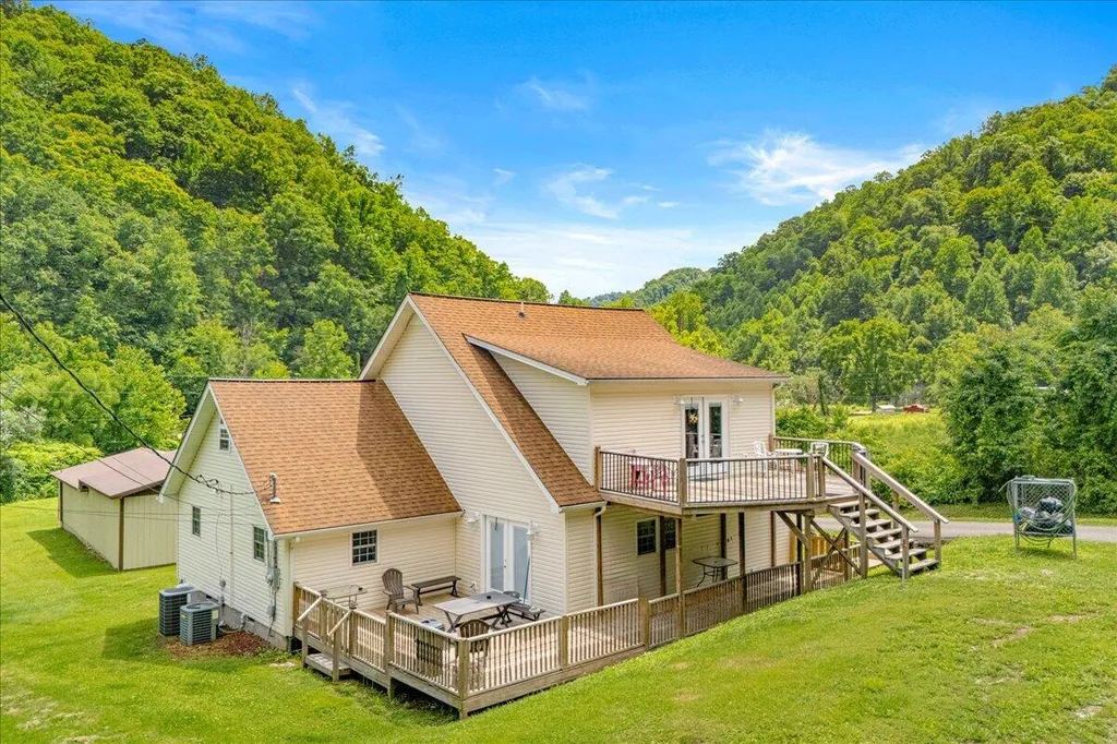 60 Rj Wagers Road Manchester KY 40962