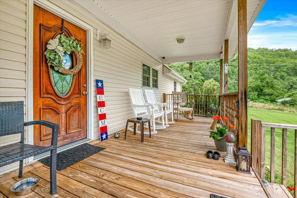 60 Rj Wagers Road Manchester KY 40962