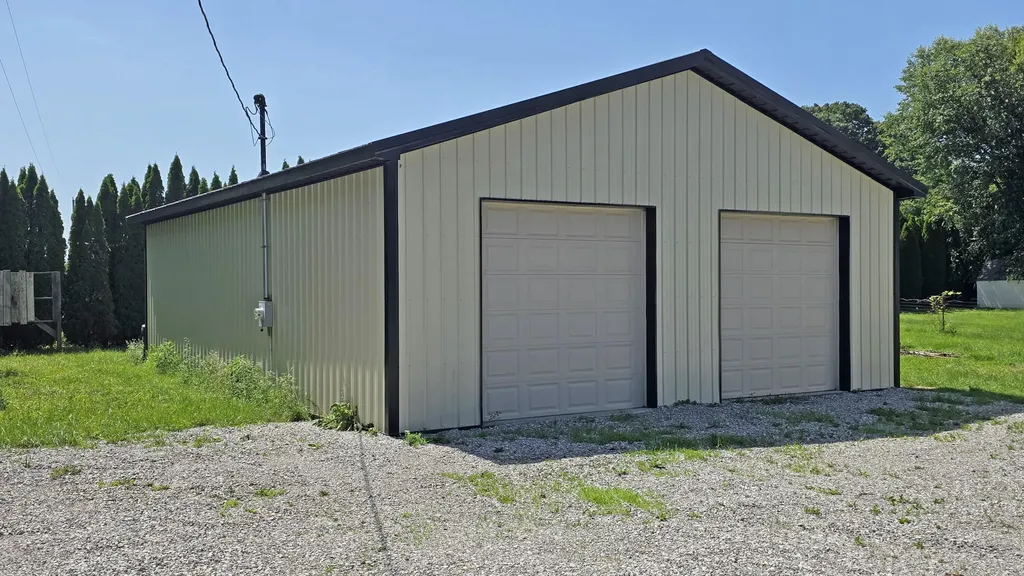 861 College Hill Road Waco KY 40385