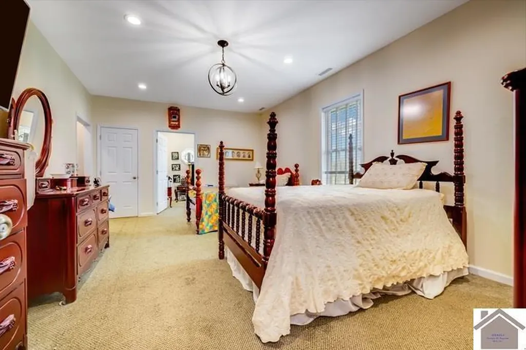 2616 State Route 440 Hickory KY 42051