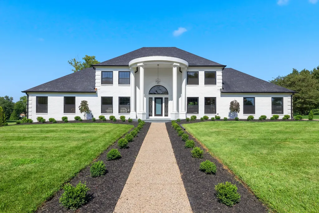 2202 Bahama Road Lexington KY 40509