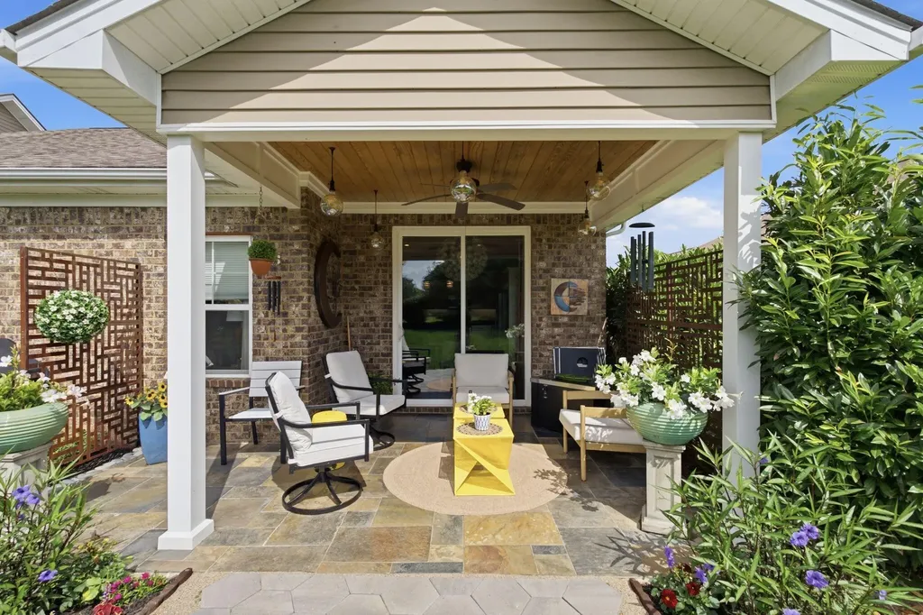 232 Ikebana Drive Georgetown KY 40324