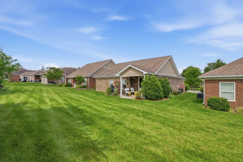 232 Ikebana Drive Georgetown KY 40324