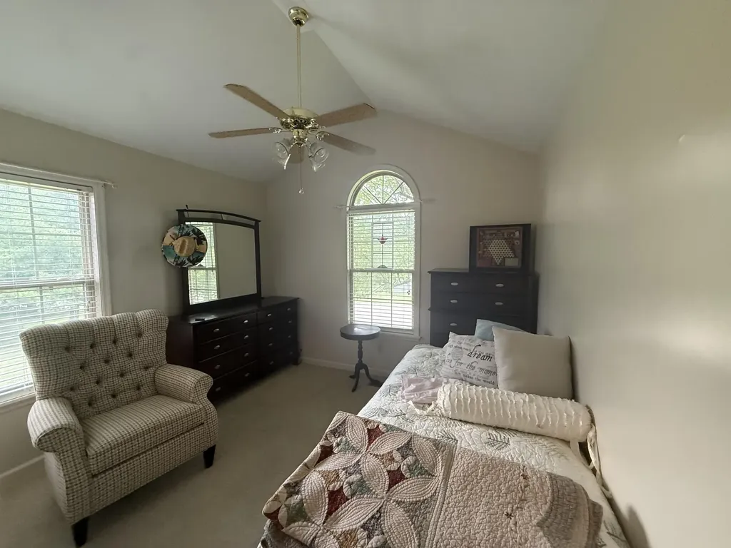 1102 Richliev Lane Frankfort KY 40601