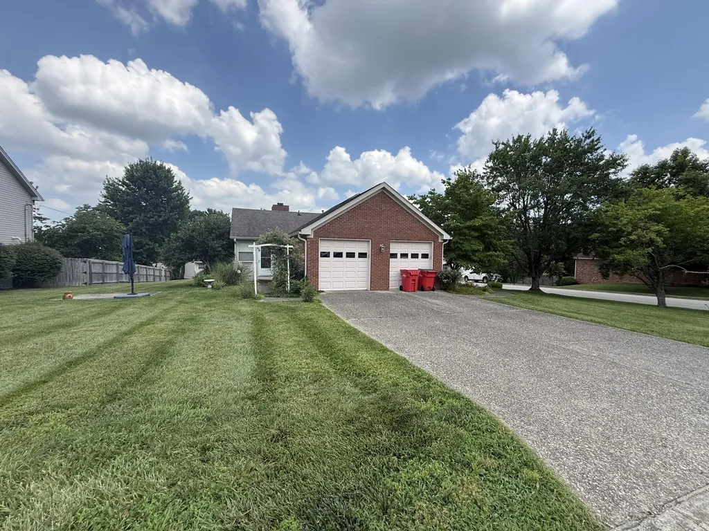 1102 Richliev Lane Frankfort KY 40601