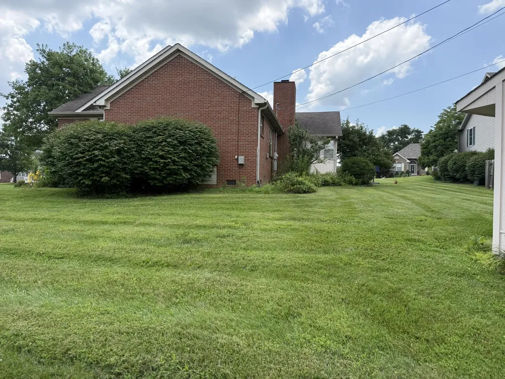 1102 Richliev Lane Frankfort KY 40601