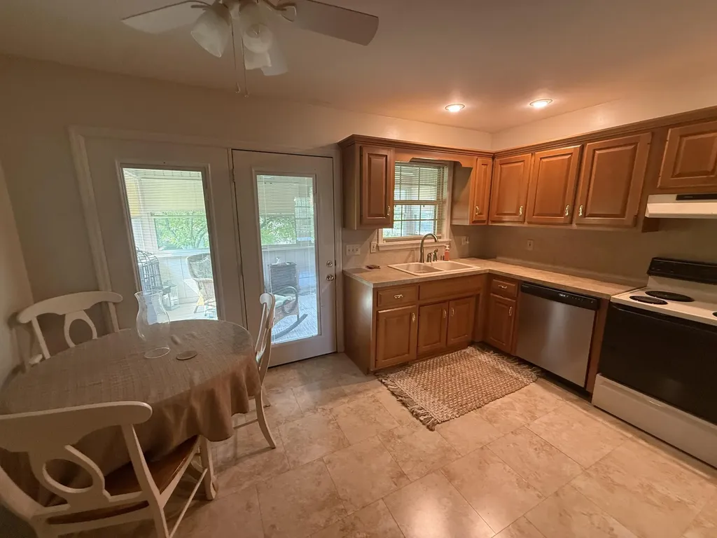 1102 Richliev Lane Frankfort KY 40601