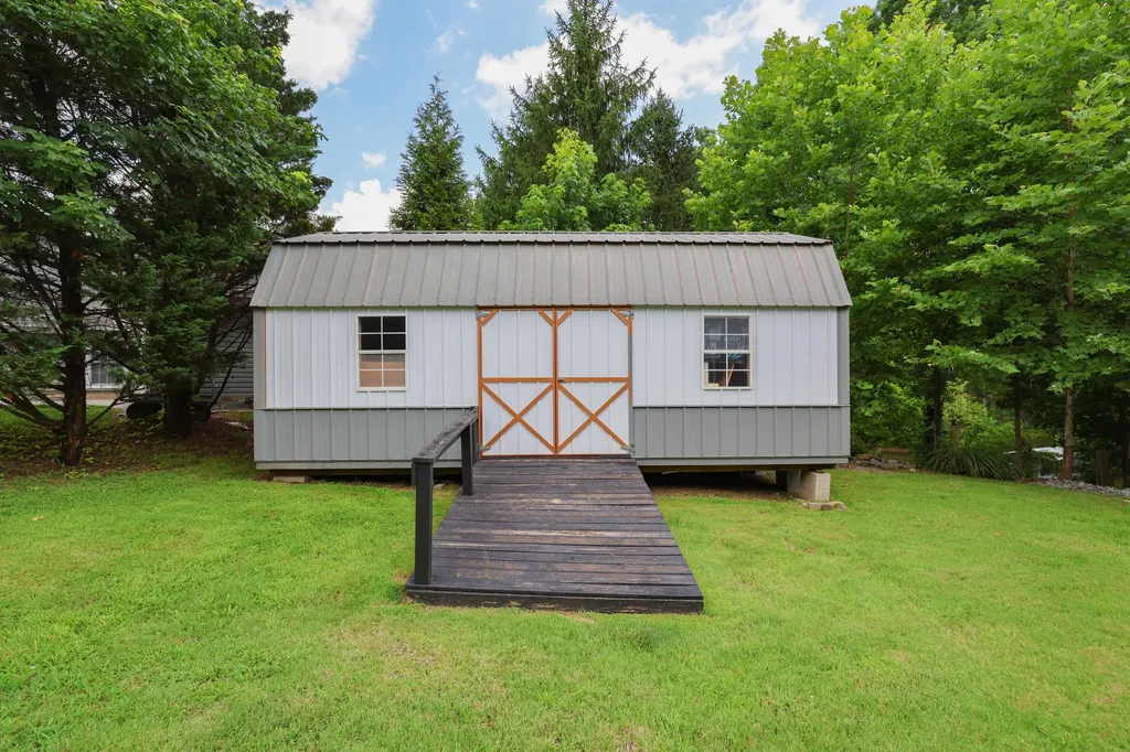 50 Zane Court Eddyville KY 42038