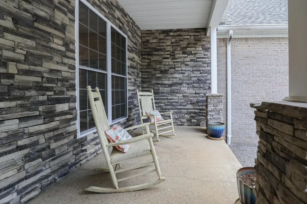 50 Zane Court Eddyville KY 42038