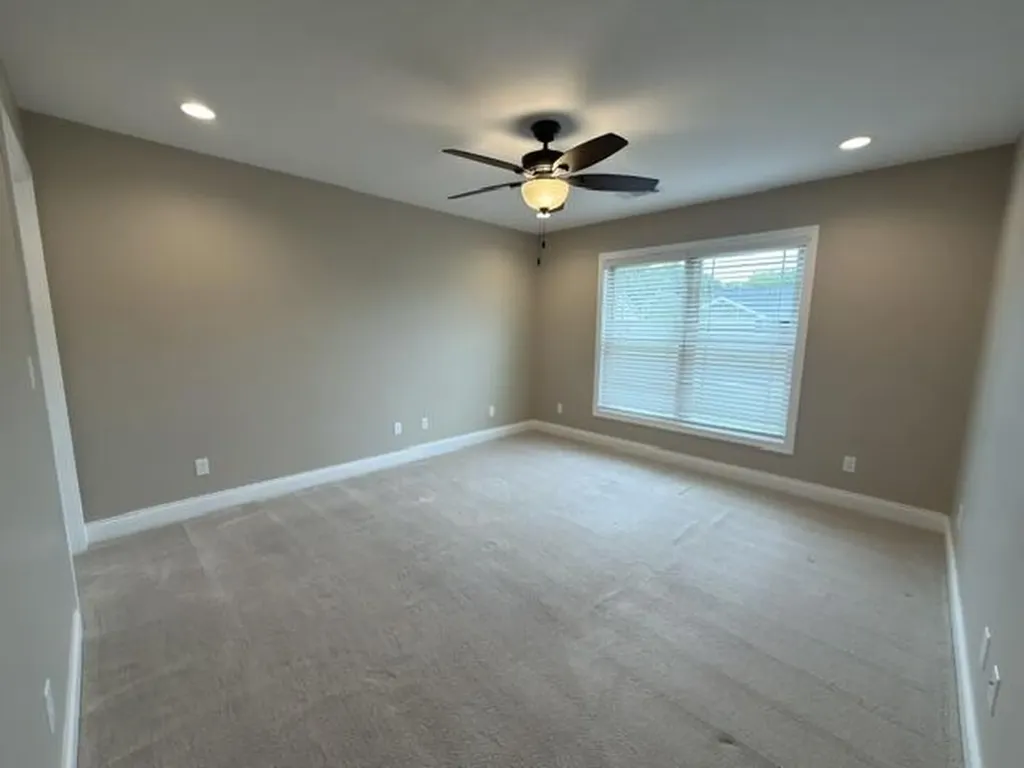 2305 Deerfield Run Murray KY 42071