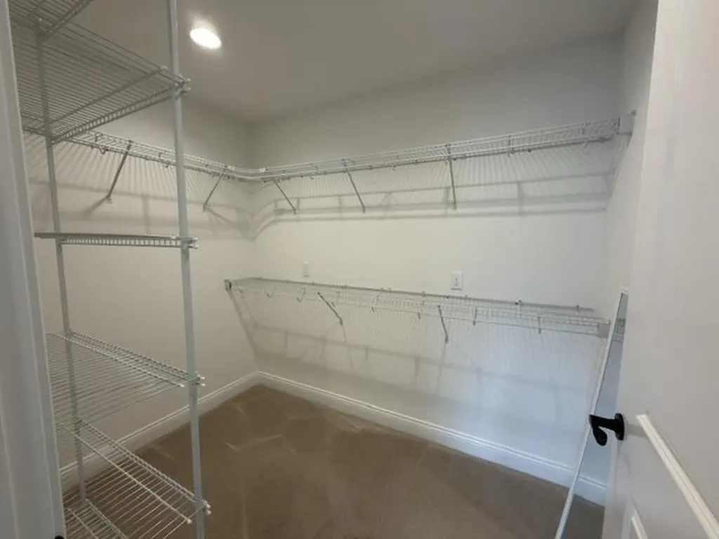 2305 Deerfield Run Murray KY 42071