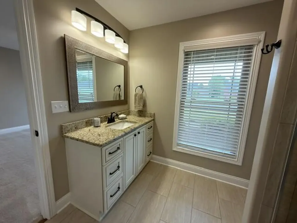 2305 Deerfield Run Murray KY 42071