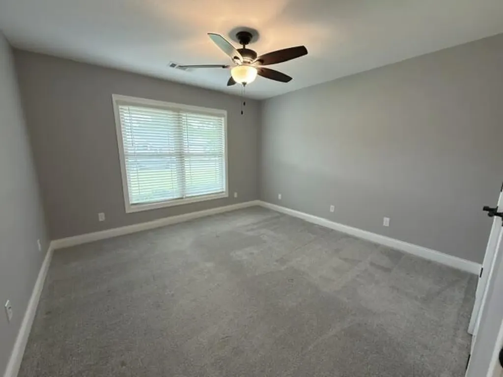 2305 Deerfield Run Murray KY 42071