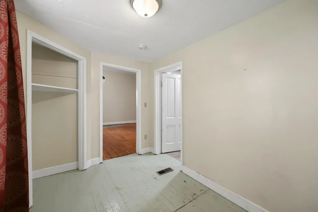 1459 High Street Paris KY 40361