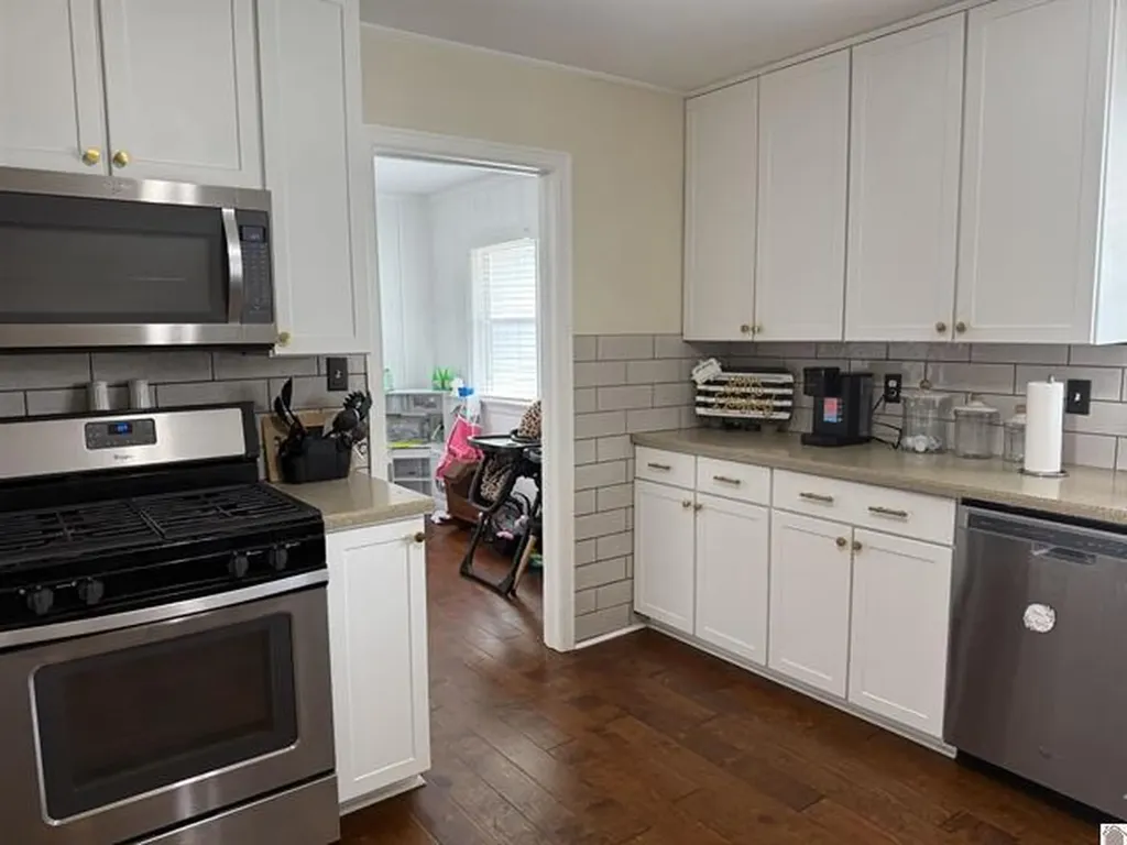 658 E 5th Avenue Calvert City KY 42029