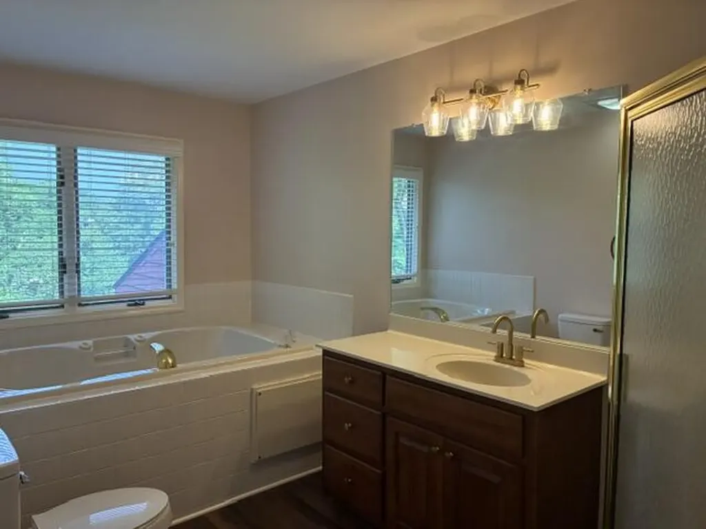 304 Persimmon Way Harrodsburg KY 40330