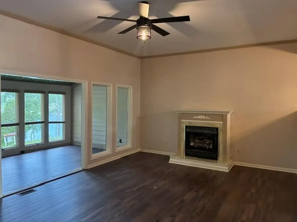 304 Persimmon Way Harrodsburg KY 40330