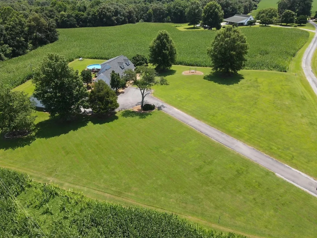 1162 Cavender Road Fulton KY 42041