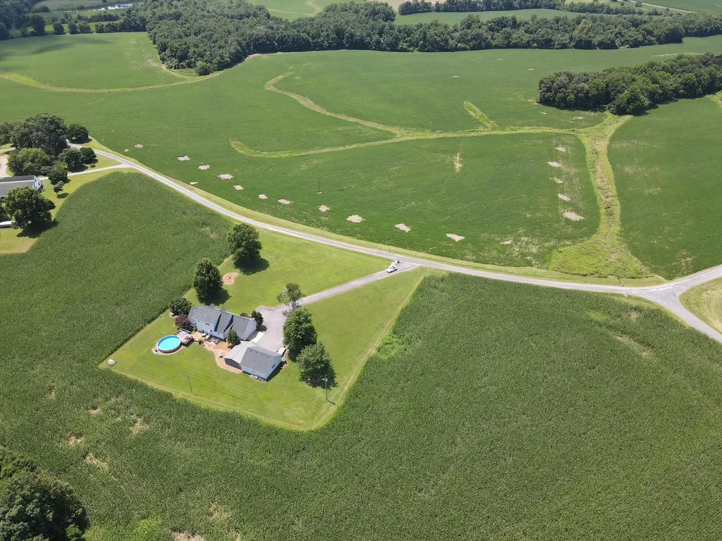 1162 Cavender Road Fulton KY 42041