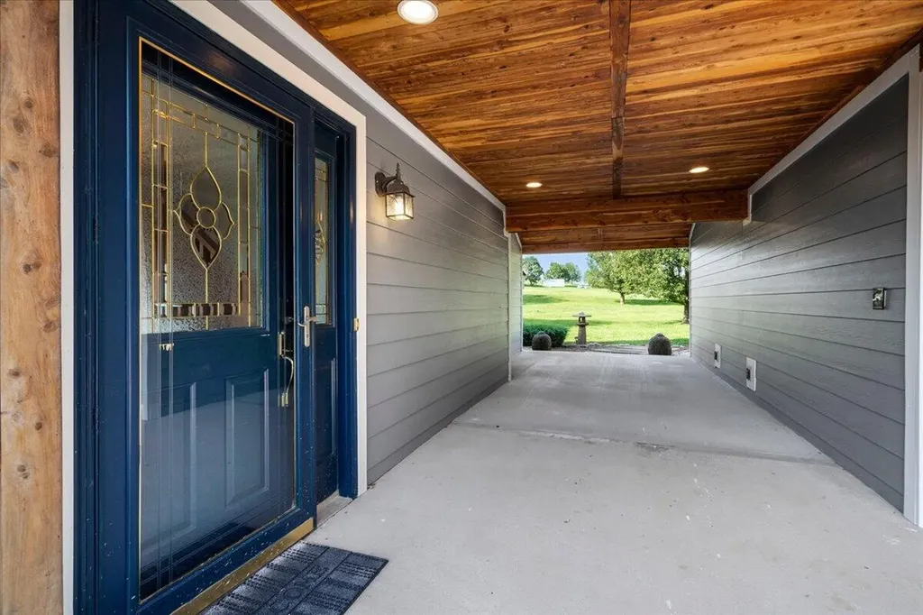367 Ronclar Drive Lancaster KY 40444