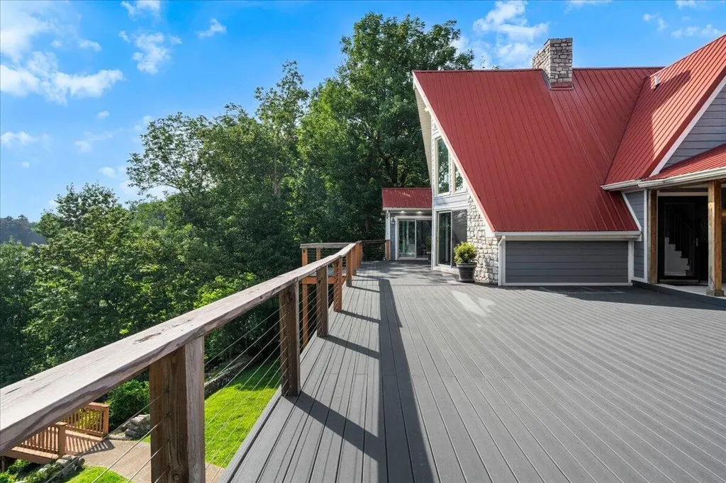 367 Ronclar Drive Lancaster KY 40444