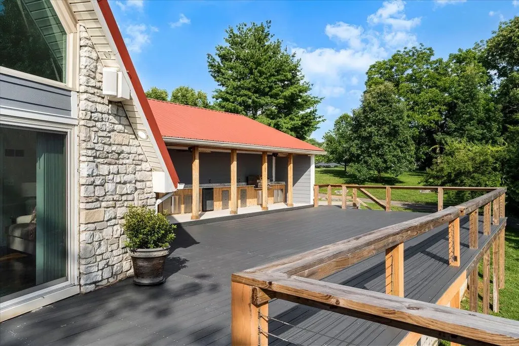 367 Ronclar Drive Lancaster KY 40444