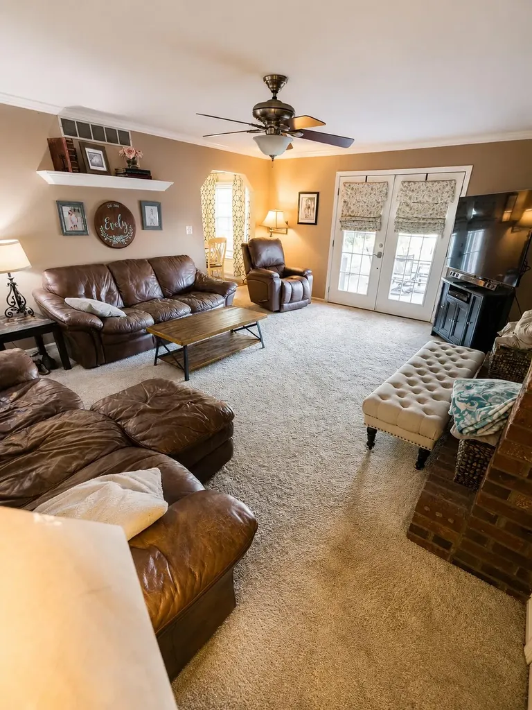 111 Lone Oak Drive Nicholasville KY 40356
