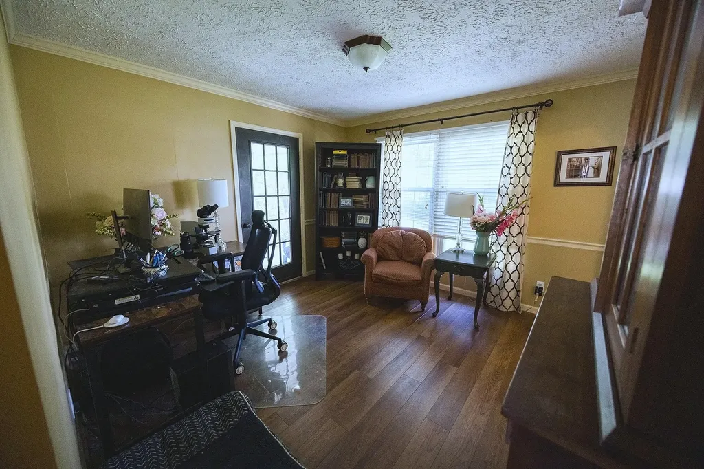 111 Lone Oak Drive Nicholasville KY 40356