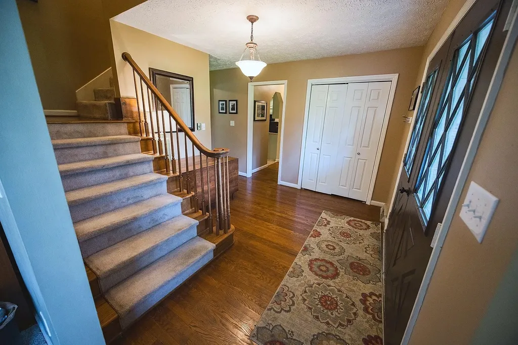 111 Lone Oak Drive Nicholasville KY 40356
