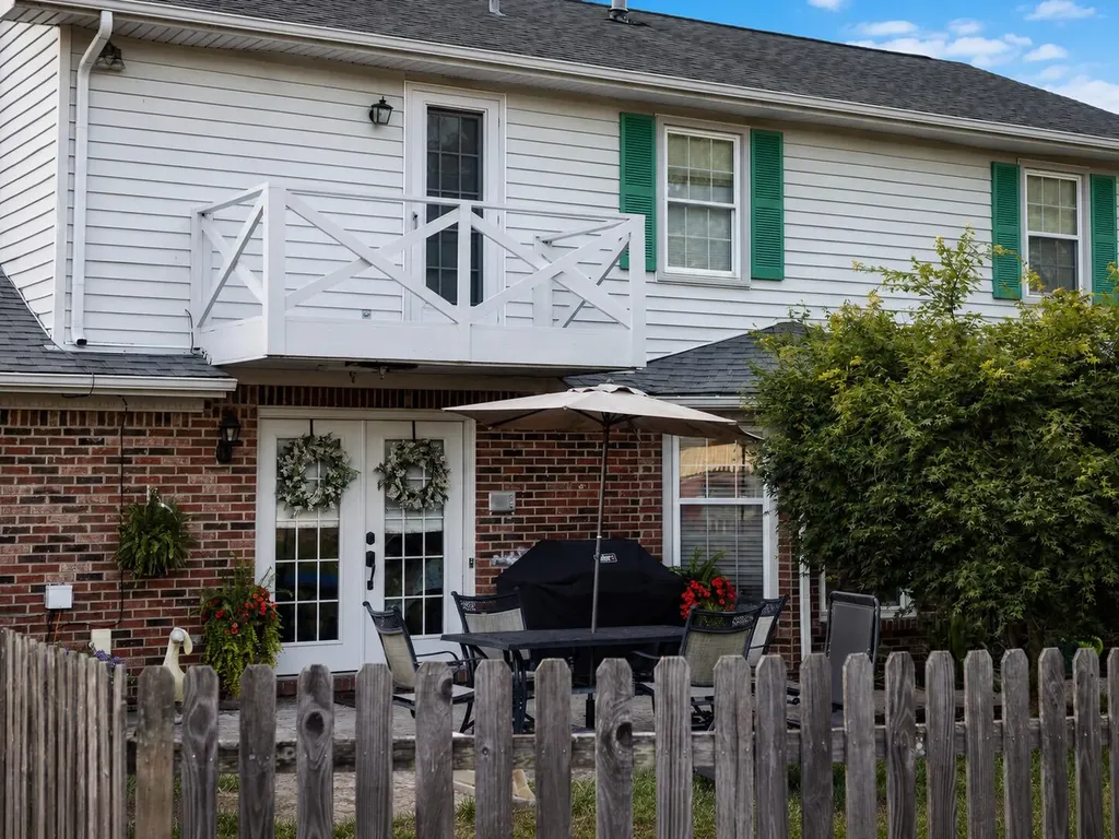 111 Lone Oak Drive Nicholasville KY 40356