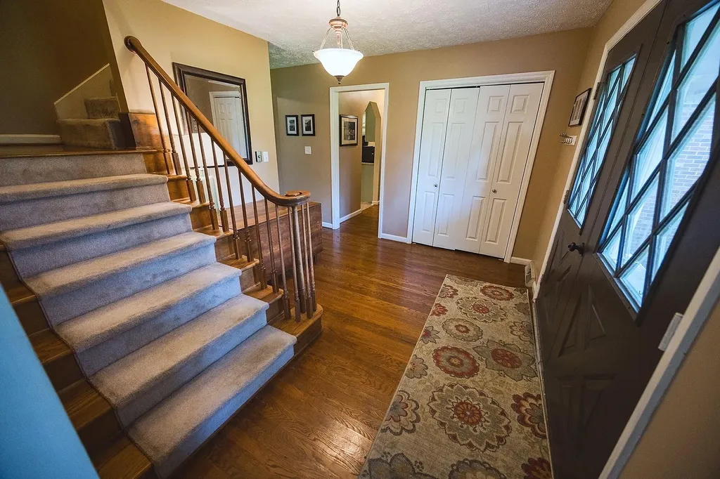 111 Lone Oak Drive Nicholasville KY 40356