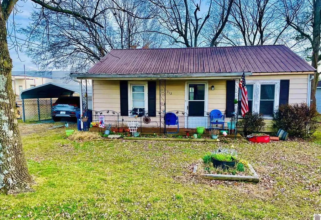 312 Drivers Lane Mayfield KY 42066