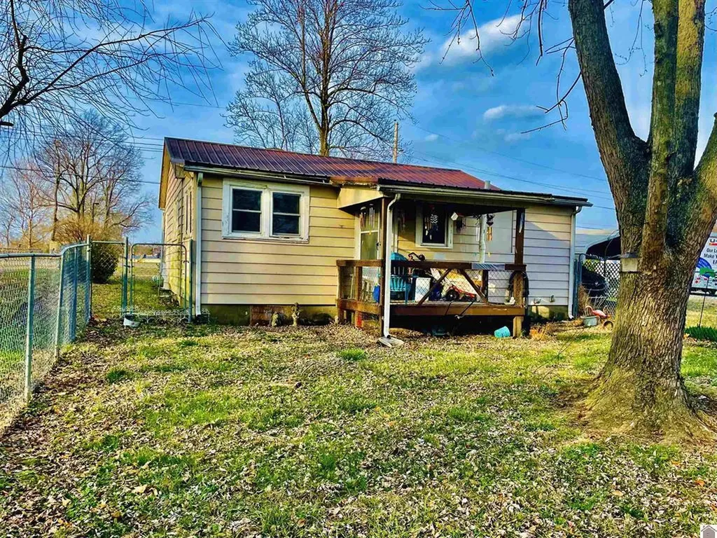 312 Drivers Lane Mayfield KY 42066
