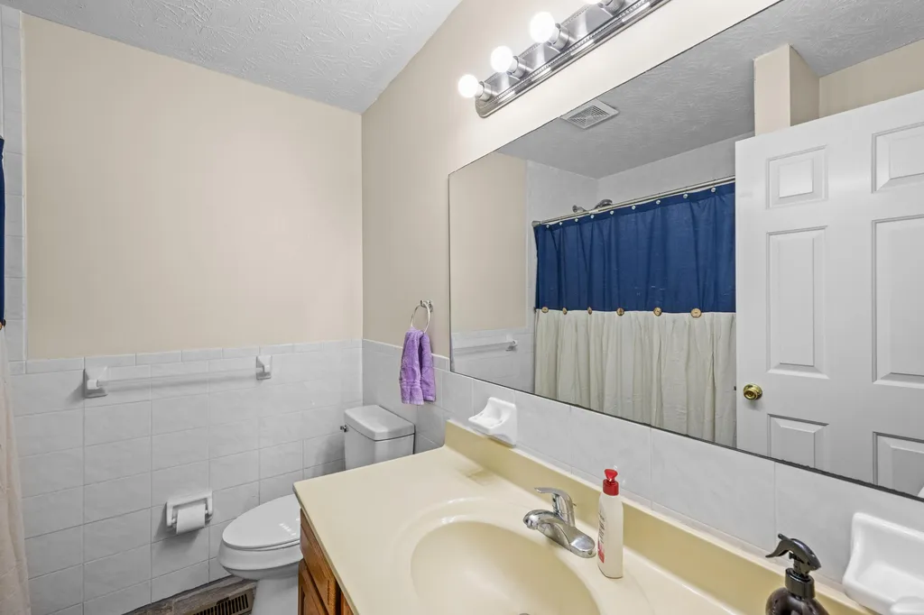 143 Rolling Meadows Drive Lancaster KY 40444