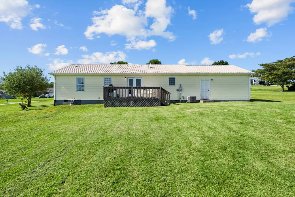143 Rolling Meadows Drive Lancaster KY 40444