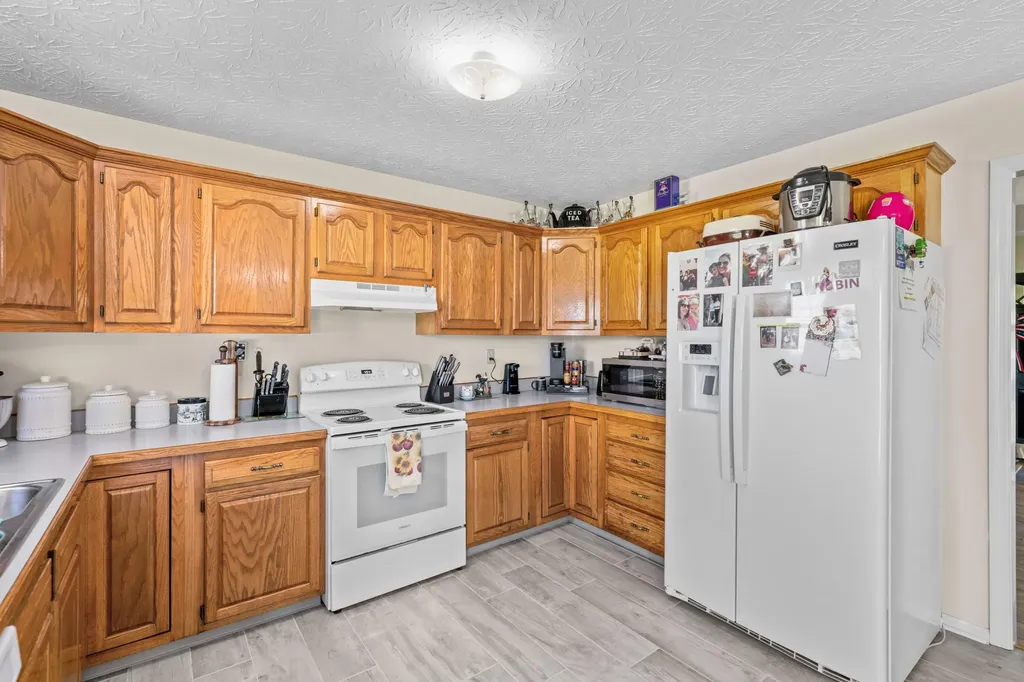 143 Rolling Meadows Drive Lancaster KY 40444