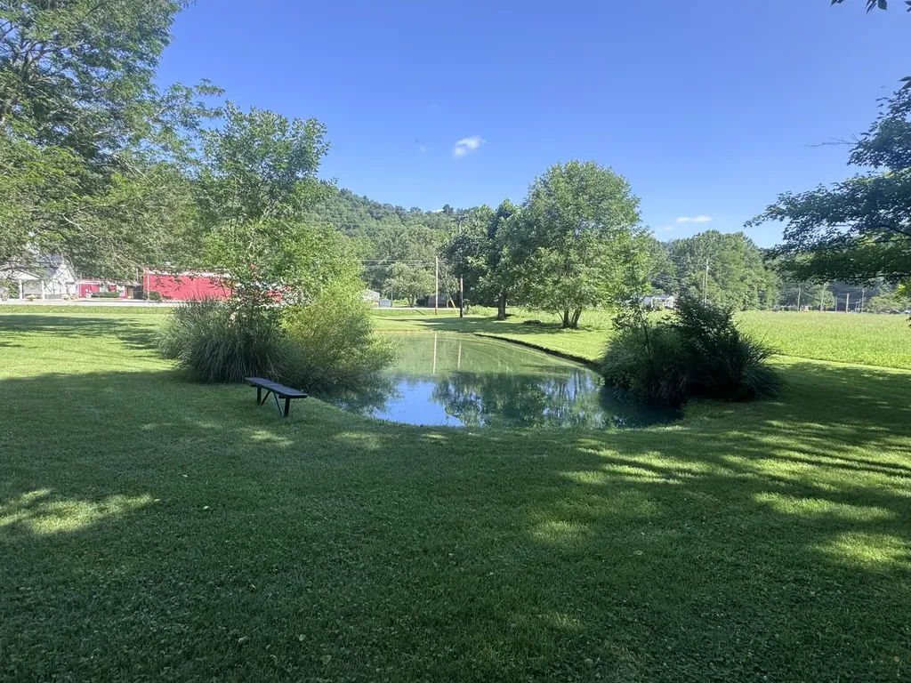 5084 5084 Middle Frk Road Salyersville KY 41465