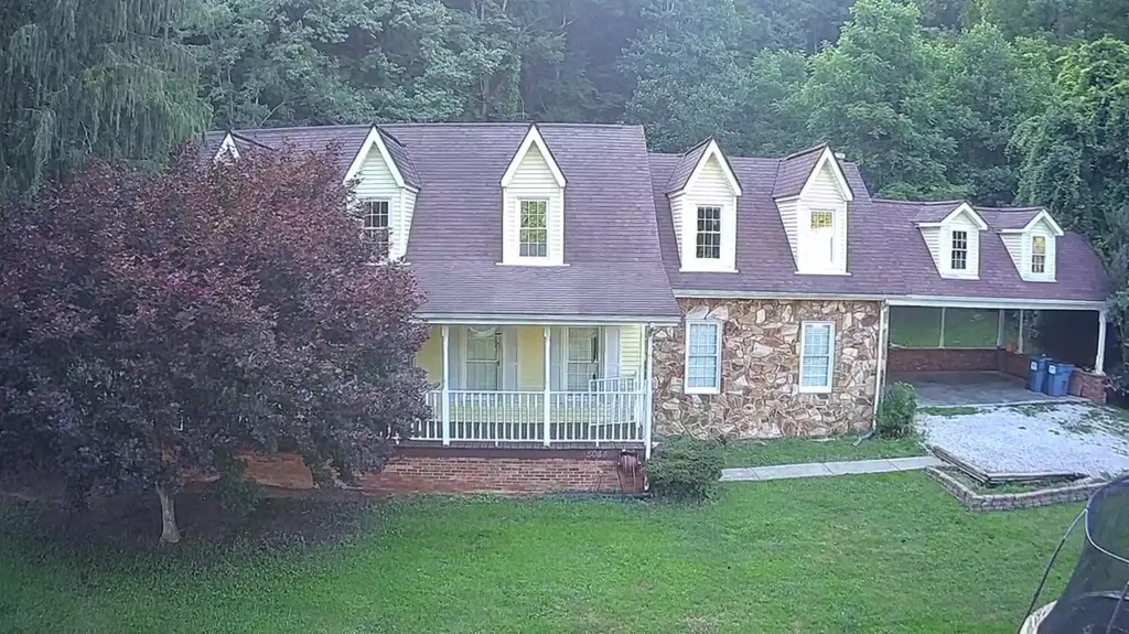 5084 5084 Middle Frk Road Salyersville KY 41465