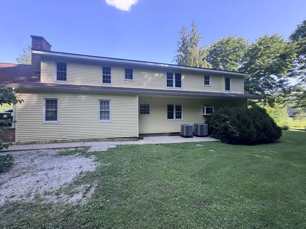 5084 5084 Middle Frk Road Salyersville KY 41465