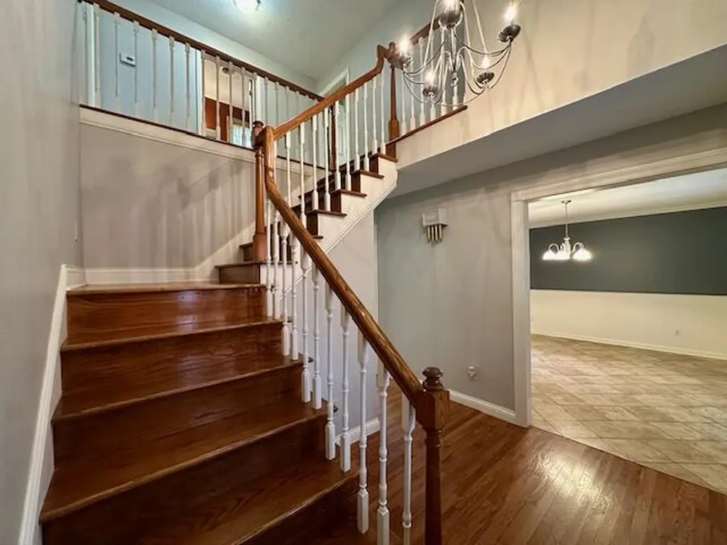 2200 Creekwood Drive Murray KY 42071