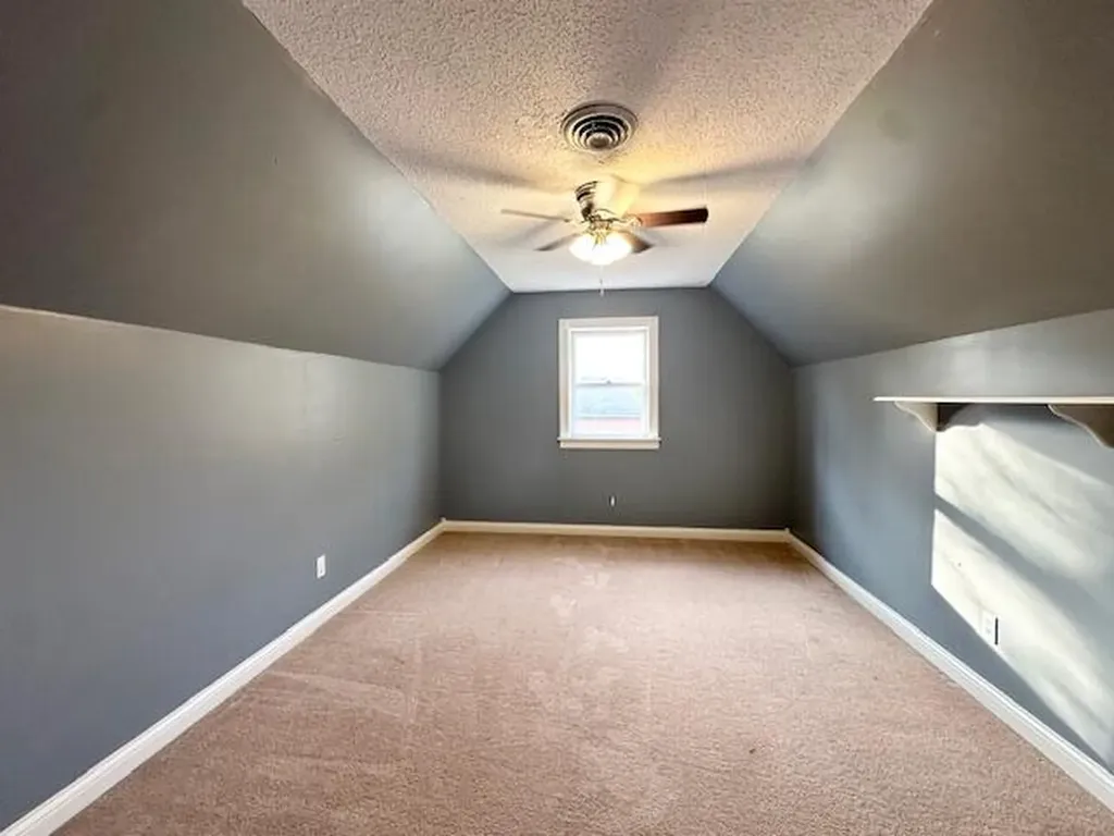 2200 Creekwood Drive Murray KY 42071