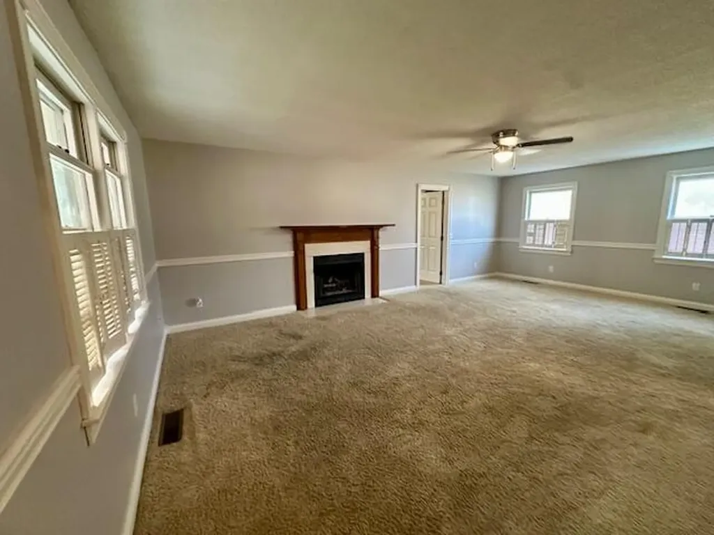 2200 Creekwood Drive Murray KY 42071