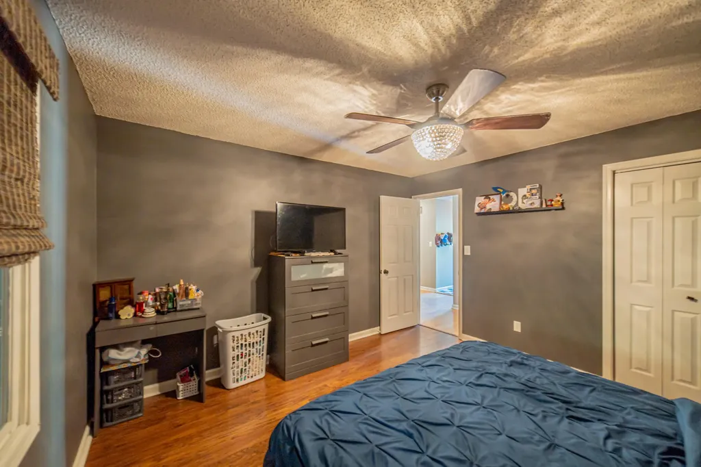 3942 Halehaven Drive Paducah KY 42001