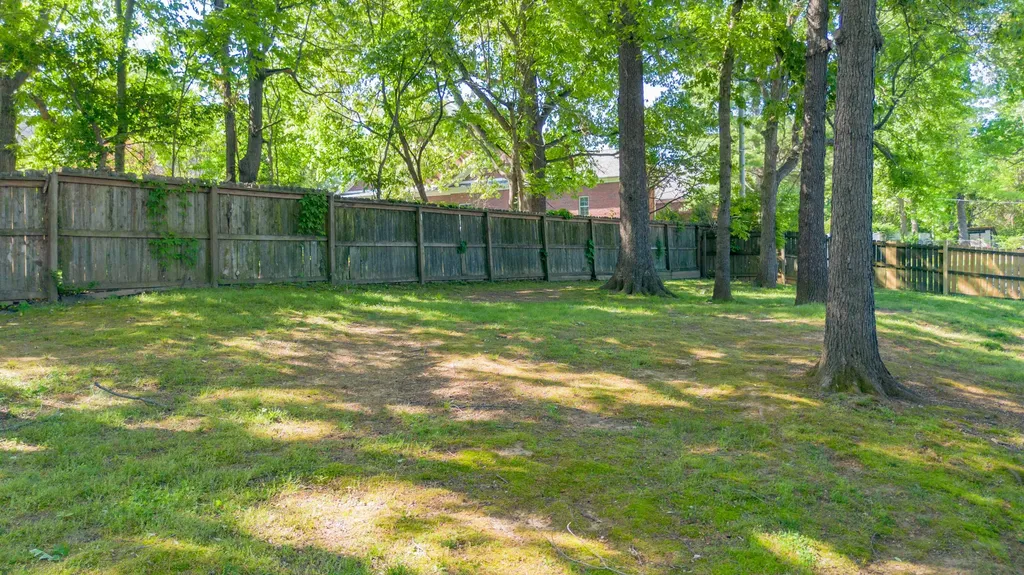 3942 Halehaven Drive Paducah KY 42001